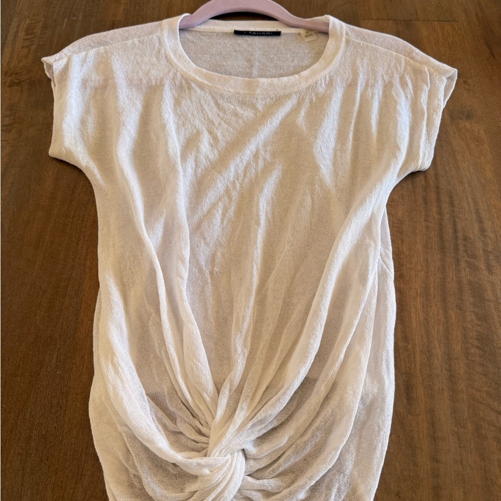 T Tahari White Short Sleeve Knotted Tee